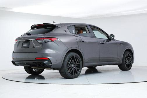 2022 Maserati Levante Modena