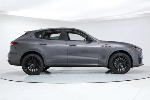 2022 Maserati Levante Modena