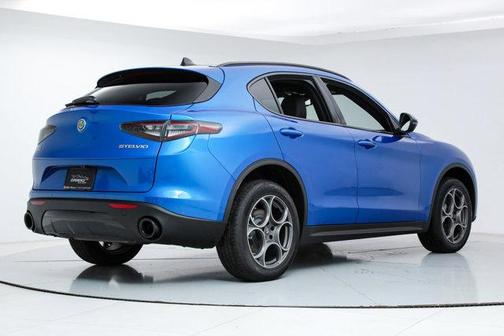 2025 Alfa Romeo Stelvio Sprint AWD
