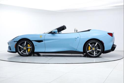 Azzurro La Plata 2023 Ferrari Portofino M Base