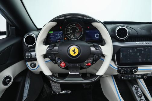 Azzurro La Plata 2023 Ferrari Portofino M Base