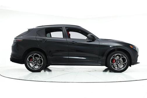 2025 Alfa Romeo Stelvio Sprint