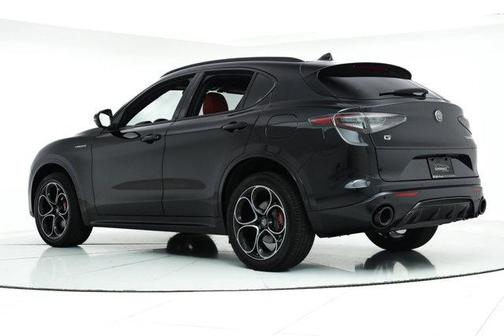 2025 Alfa Romeo Stelvio Sprint