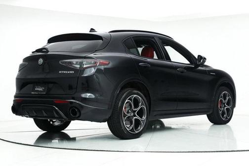 2025 Alfa Romeo Stelvio Sprint