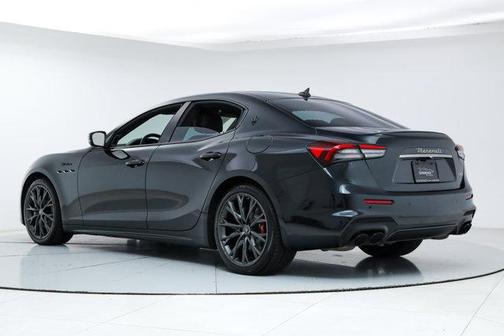 2022 Maserati Ghibli Modena