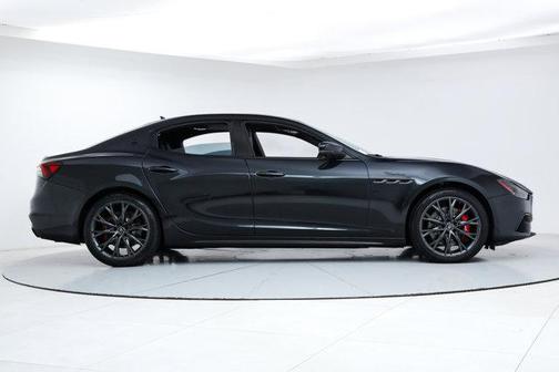 2022 Maserati Ghibli Modena
