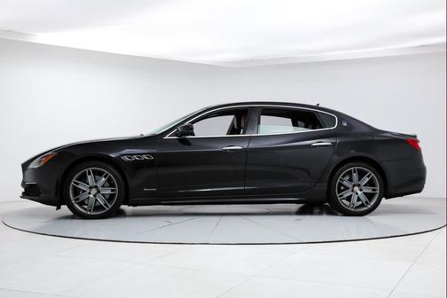 Black 2018 Maserati Quattroporte S Q4 GranLusso