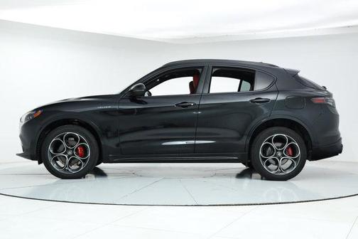 2025 Alfa Romeo Stelvio Sprint AWD
