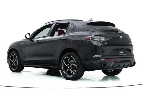 2025 Alfa Romeo Stelvio Sprint