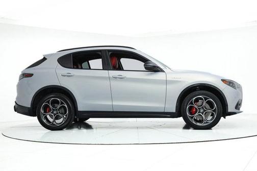 2025 Alfa Romeo Stelvio Sprint AWD