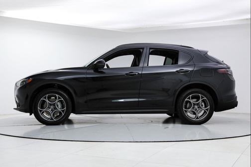 Vulcano Black Metallic 2026 Alfa Romeo Stelvio AWD