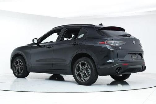 2025 Alfa Romeo Stelvio Sprint AWD