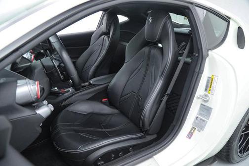 2019 Ferrari 812 Superfast Base