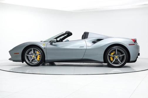 2018 Ferrari 488 Spider Base