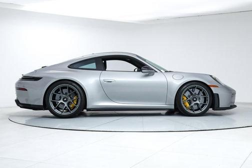 2026 Porsche 911 GT3 w/Touring Package