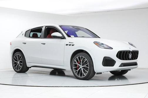 2026 Maserati Grecale Modena