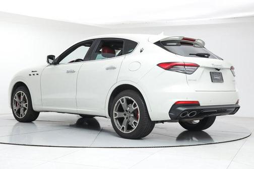2022 Maserati Levante Modena