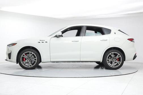 2022 Maserati Levante Modena