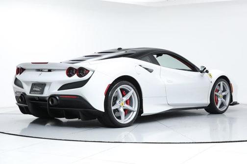 2022 Ferrari F8 Tributo Base