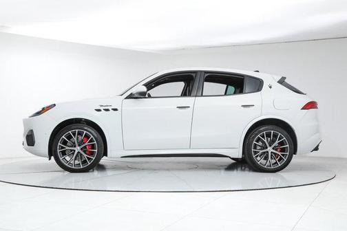 2026 Maserati Grecale Modena