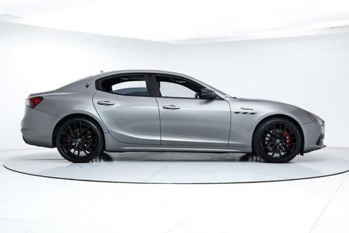 2022 Maserati Ghibli Modena