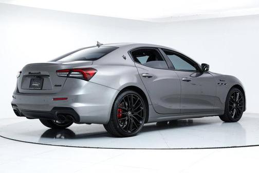 2022 Maserati Ghibli Modena