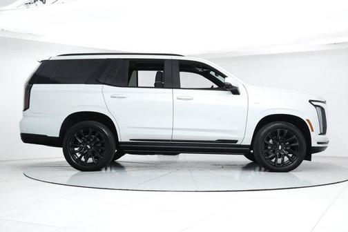 2025 Cadillac Escalade Sport