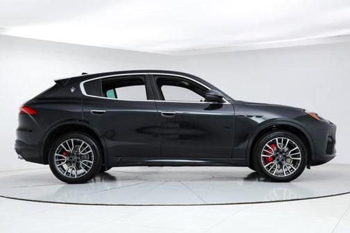 2025 Maserati Grecale AWD