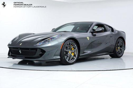 2019 Ferrari 812 Superfast Base