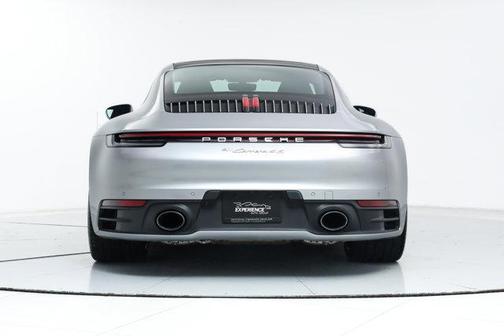 2020 Porsche 911 Carrera 4S