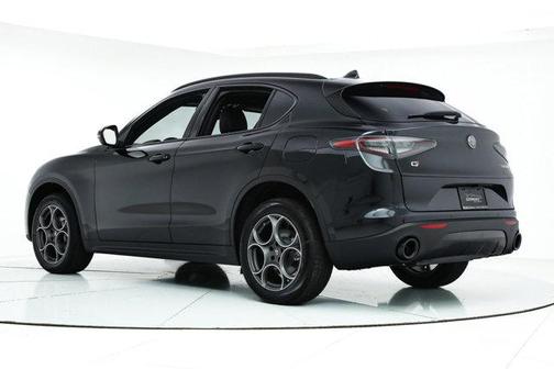 2025 Alfa Romeo Stelvio Sprint