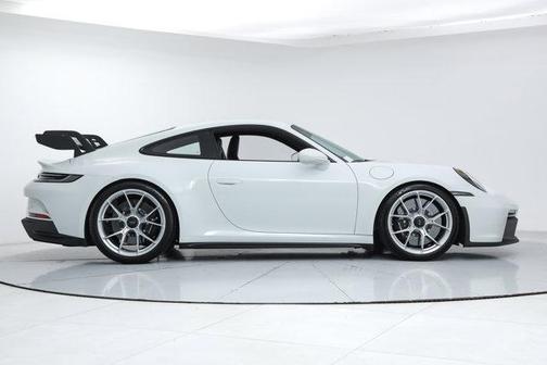 2024 Porsche 911 GT3 w/Touring Package