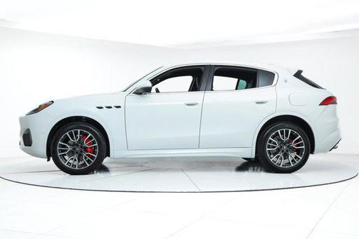 2025 Maserati Grecale AWD