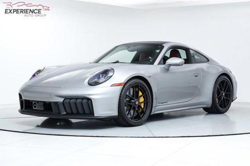 2025 Porsche 911 Carrera 4 GTS