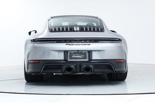 2025 Porsche 911 Carrera 4 GTS