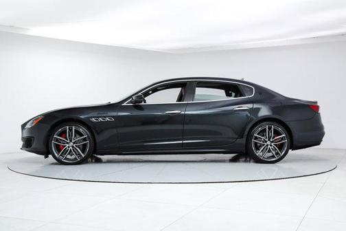 2022 Maserati Quattroporte Modena