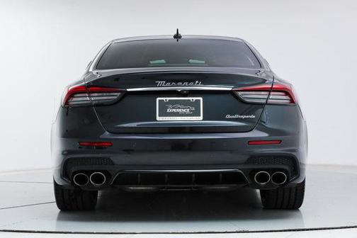 2022 Maserati Quattroporte Modena