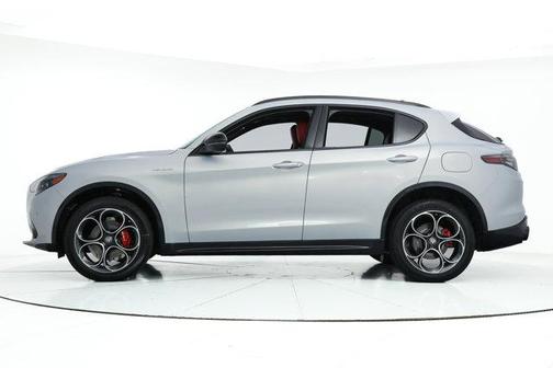 2025 Alfa Romeo Stelvio Sprint AWD