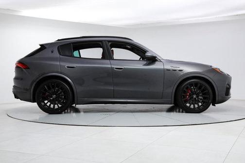 Gray 2023 Maserati Grecale Modena