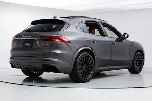 Gray 2023 Maserati Grecale Modena
