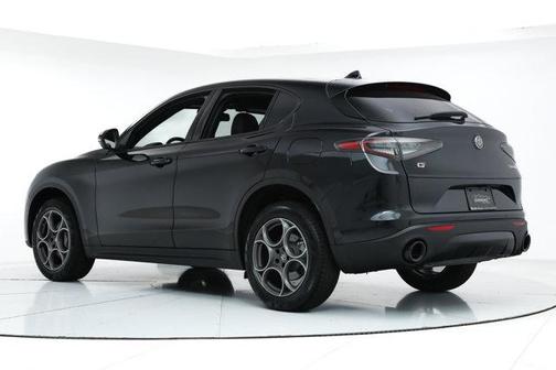 2025 Alfa Romeo Stelvio Sprint AWD