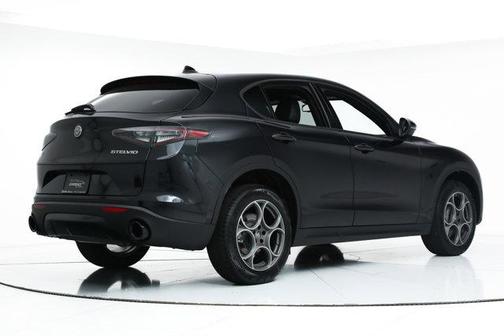2025 Alfa Romeo Stelvio Sprint AWD