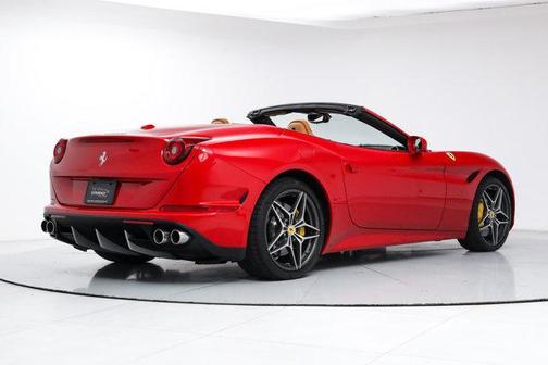 Rosso Corsa 2017 Ferrari California T