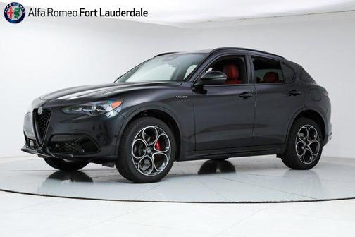 2025 Alfa Romeo Stelvio Sprint AWD