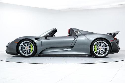 2015 Porsche 918 Spyder Base w/Weissach Package