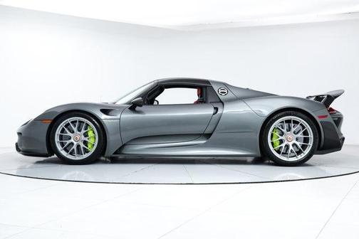 2015 Porsche 918 Spyder Base w/Weissach Package