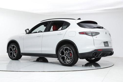2025 Alfa Romeo Stelvio Sprint AWD