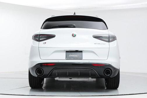 2025 Alfa Romeo Stelvio Sprint AWD