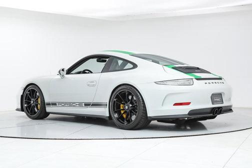 2016 Porsche 911 R