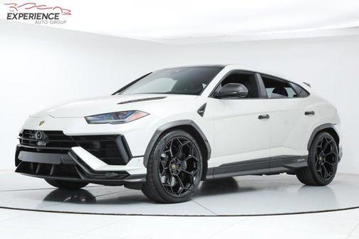 2023 Lamborghini Urus Performante